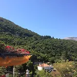 Giannatos' Studios * Poros (Kefalonia)