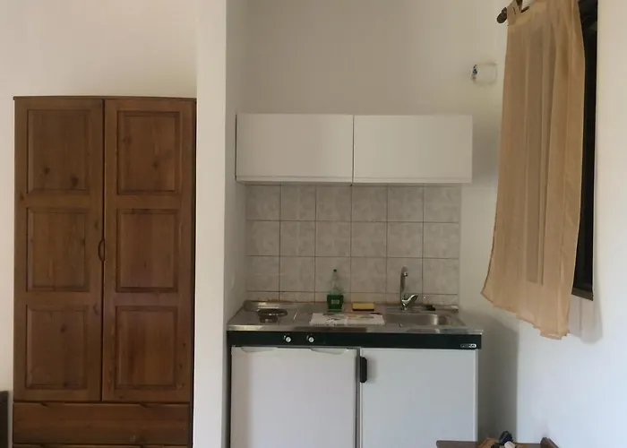 Giannatos' - Makis Apartman