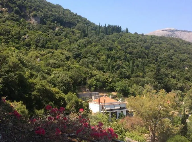 Giannatos' - Makis Apartman