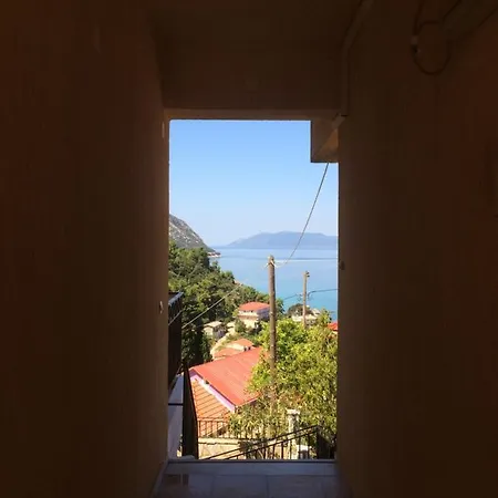 Apartment Giannatos' Studios Poros (Kefalonia)